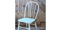 Chaise en bois bleu vintage